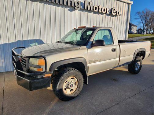 2004 GMC Sierra 2500 Work Truck