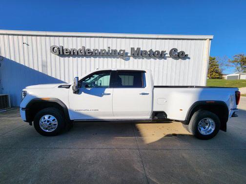 2024 GMC Sierra 3500 Denali