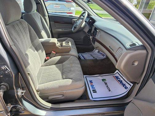 2005 Chevrolet Impala Base