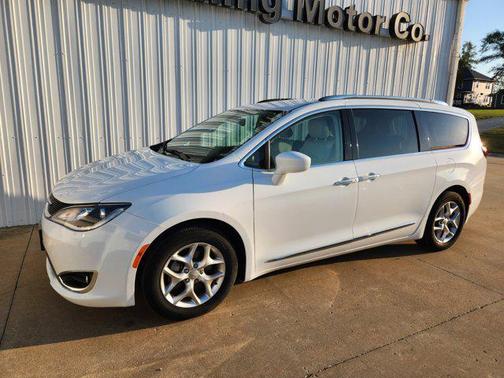2019 Chrysler Pacifica Touring-L Plus
