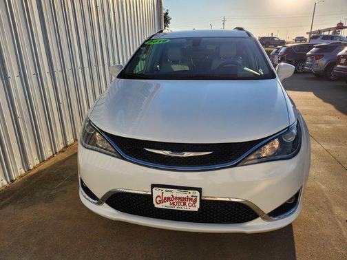 2019 Chrysler Pacifica Touring-L Plus