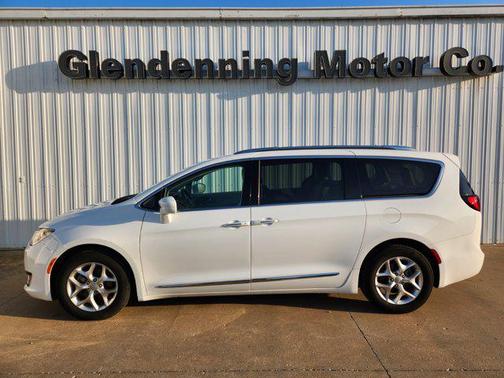 2019 Chrysler Pacifica Touring-L Plus
