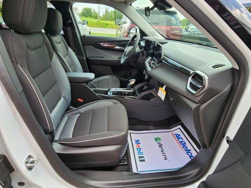 2025 Chevrolet Trax FWD ACTIV