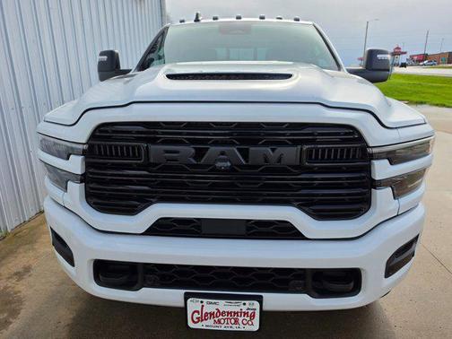 Bright White Clearcoat 2026 RAM 2500 Laramie Crew Cab 4x4 6'4' Box