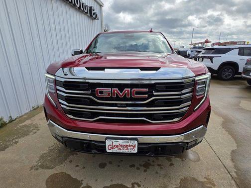 Volcanic Red Tintcoat 2026 GMC Sierra 1500 SLT