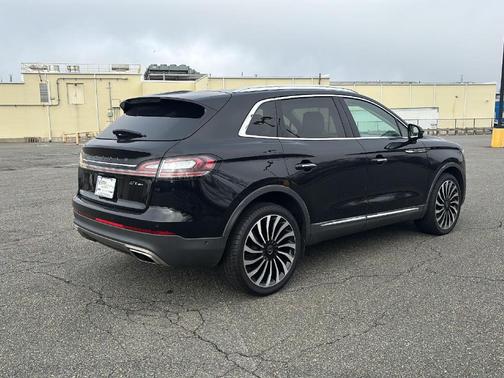2020 Lincoln Nautilus Black Label