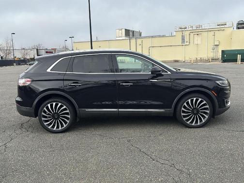2020 Lincoln Nautilus Black Label