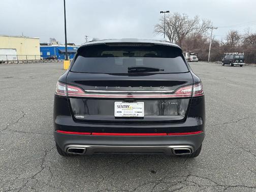 2020 Lincoln Nautilus Black Label