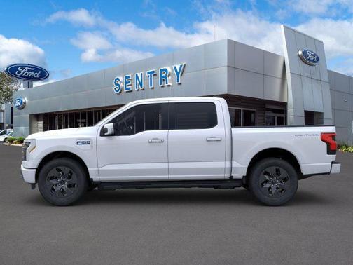 2025 Ford F-150 Lightning LARIAT