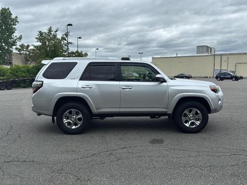 2017 Toyota 4Runner SR5