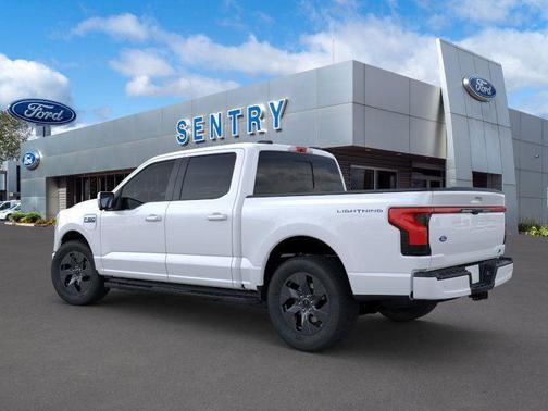 2025 Ford F-150 Lightning LARIAT