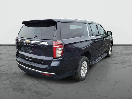 Dark Ash Metallic 2023 Chevrolet Suburban LT