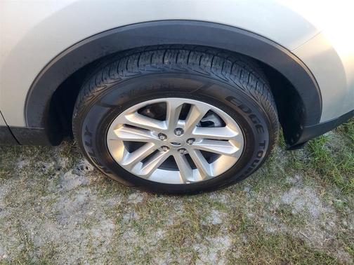 2017 Ford Explorer Base