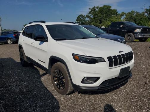 2023 Jeep Cherokee Altitude Lux