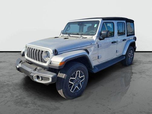 Silver Zynith Clearcoat 2024 Jeep Wrangler Sahara