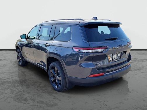 Metallic 2026 Jeep Grand Cherokee L Limited