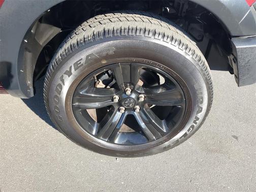 2024 RAM 1500 Classic SLT