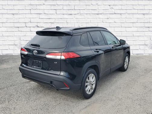 2022 Toyota Corolla Cross LE