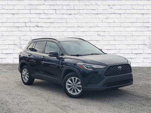 2022 Toyota Corolla Cross LE