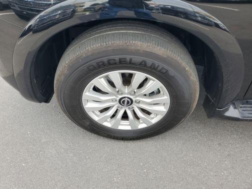 2023 Nissan Armada SV