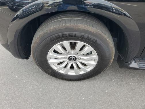 2023 Nissan Armada SV