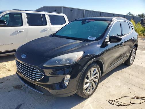 2021 Ford Escape Titanium Hybrid