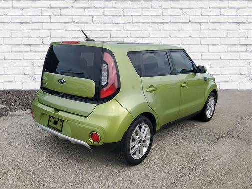 2017 Kia Soul +