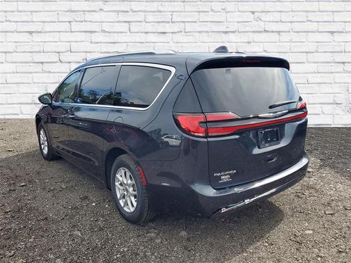 2021 Chrysler Pacifica Touring-L