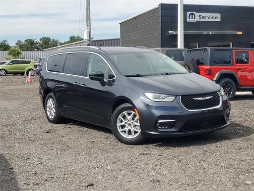 2021 Chrysler Pacifica Touring-L