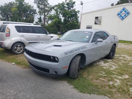 2021 Dodge Challenger SXT