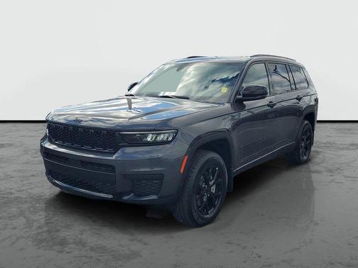 Metallic 2025 Jeep Grand Cherokee L Laredo