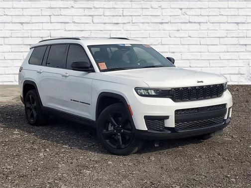 2022 Jeep Grand Cherokee L Laredo