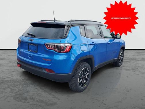 Hydro Blue Pearlcoat 2026 Jeep Compass Trailhawk