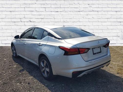 2020 Nissan Altima 2.5 SV