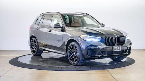 Black Sapphire Metallic 2023 BMW X5 xDrive40i