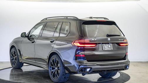 Black Sapphire Metallic 2026 BMW X7 xDrive40i