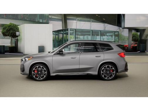Frozen Pure Grey Metallic 2027 BMW X1 M35i