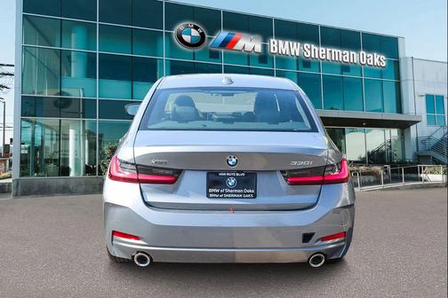 2025 BMW 330 xDrive