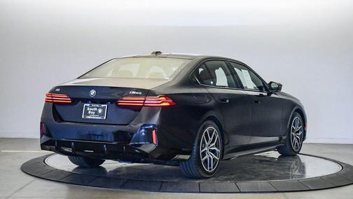 Carbon Black Metallic 2025 BMW i5 M60