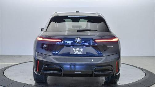 2026 BMW iX xDrive45