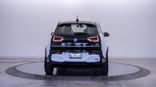 Photo 3 of 25 of 2019 BMW i3 120Ah s