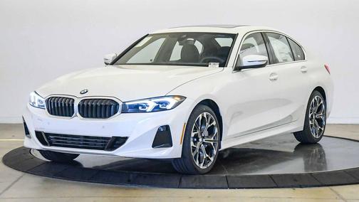 Mineral White Metallic 2026 BMW 330 330i