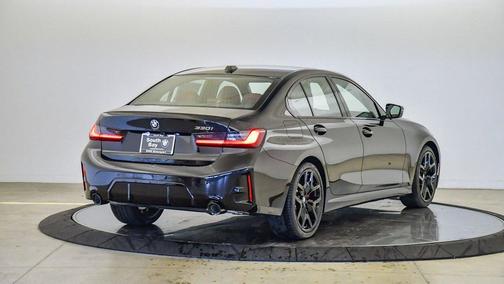 2025 BMW 330 i