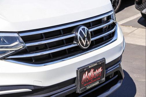 Opal White 2023 Volkswagen Tiguan 2.0T SE