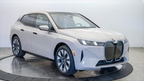 2026 BMW iX xDrive45