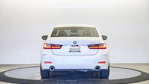 2023 BMW 330 330i