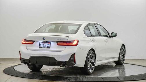 2025 BMW 330 330i