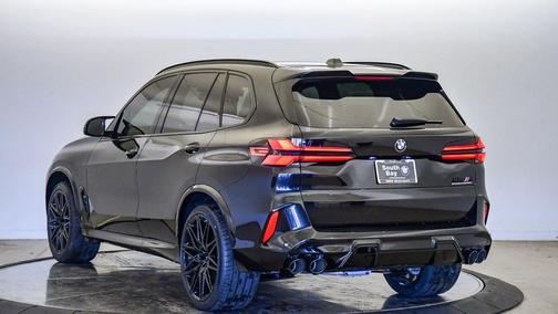 2026 BMW X5 M Base