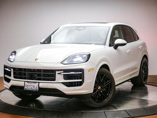 White 2026 Porsche Cayenne Cayenne