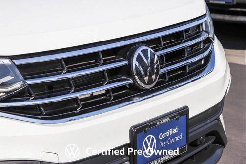 Pure White 2024 Volkswagen Tiguan 2.0T SE 4MOTION
